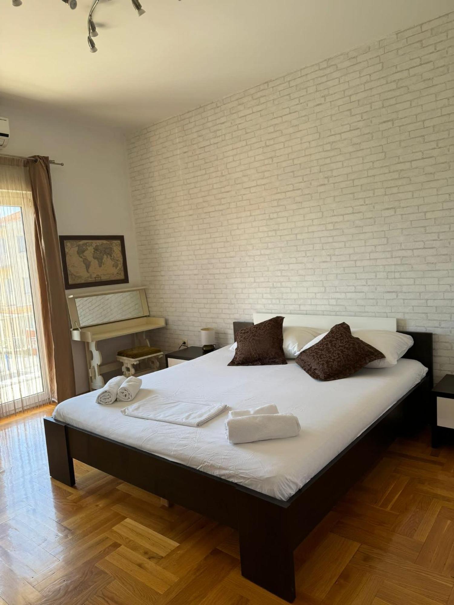 Apartment Adriana Traù Esterno foto