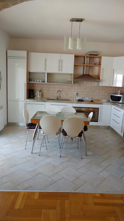 Apartment Adriana Traù Esterno foto