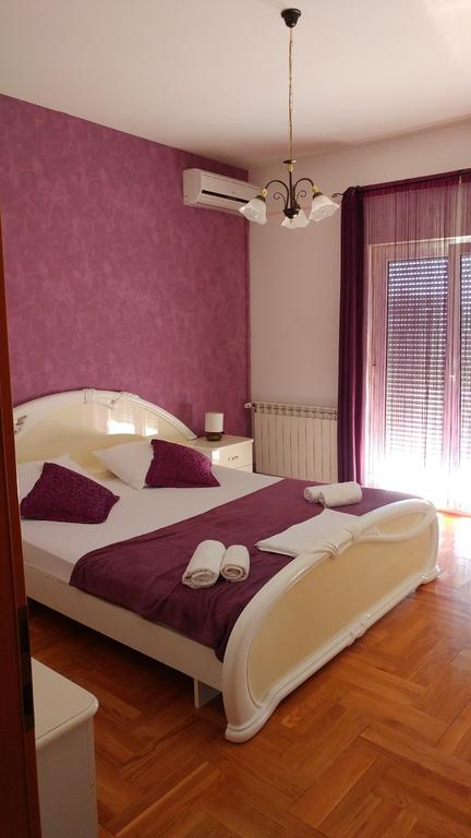 Apartment Adriana Traù Esterno foto